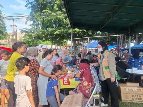LPBI dan LK PWNU Sumut Gelar Pemeriksaan Kesehatan bagi Warga Terdampak Bencana Banjir