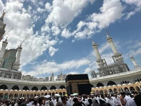 Sejumlah Tantangan Perubahan Skema Daftar Tunggu Haji