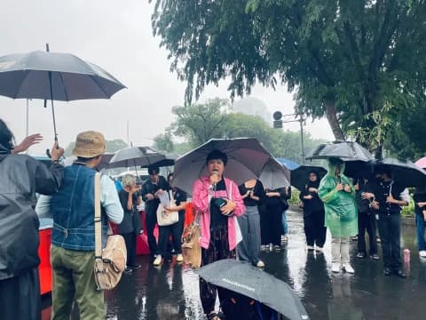 Aksi Kamisan Ke-889 Serukan Solidaritas Perempuan dan Desak Hentikan Kriminalisasi Aktivis