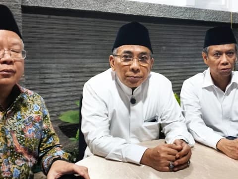 Hadiri Silaturahim di Tebuireng, Gus Yahya: Keputusan Rapat Syuriyah Beserta Turunannya Bermasalah