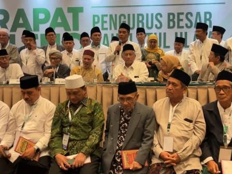 KH Zulfa Mustofa Jadi Pj Ketua Umum PBNU Kelompok Sultan