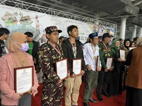 Pererat Diplomasi Rakyat, Relawan PCINU Taiwan Terima Penghargaan Kemanusiaan