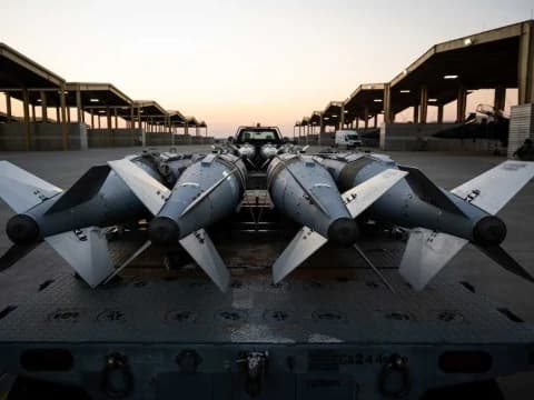 Amerika Serikat Luncurkan Serangan Skala Besar, Targetkan ISIS di Suriah