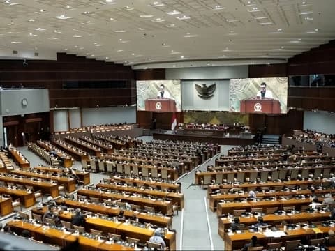 Akademisi Nilai Dominasi Pemerintah Lemahkan DPR dalam Pembentukan UU