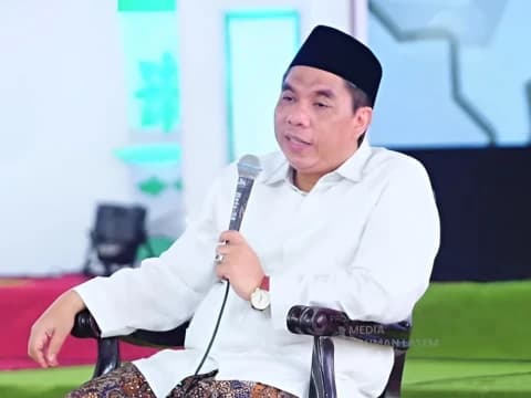 KH Zulfa Mustofa Dorong Santri Aktif Berorganisasi setelah Lulus dari Pesantren