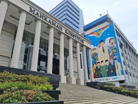 Mahasiswa Layangkan Gugatan ke MK soal Pembatasan Periode Jabatan Anggota DPR