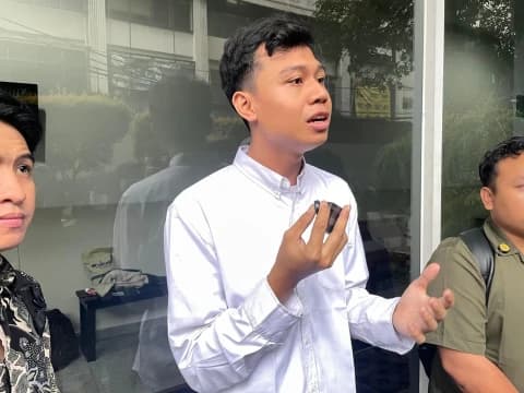 Perkara Lama Gugur, Jaksa Ajukan Dakwaan Baru terhadap Aktivis Khariq Anhar