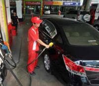 Mengapa Mobil Mewah Haram Gunakan BBM Bersubsidi?