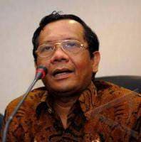 Sejumlah Kiai Dorong Mahfud Maju Capres 2014