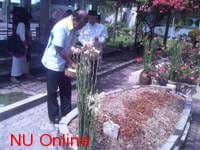 Calon Wakil Gubernur pun Ziarah Makam Gus Dur