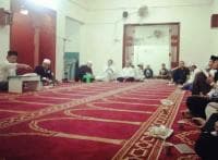 Warga NU Jeddah Ngaji Perdana Kitab "Nasho'ihul Ibad"