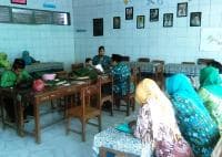 MA Futuhiyyah 2 Sambut Siswa Baru dengan Manaqiban