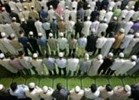 Wajibkah Jumatan bagi yang Sudah Shalat Id?