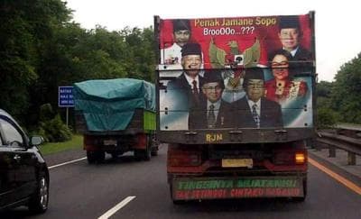 Sopir Bergelar SH, SE, ST