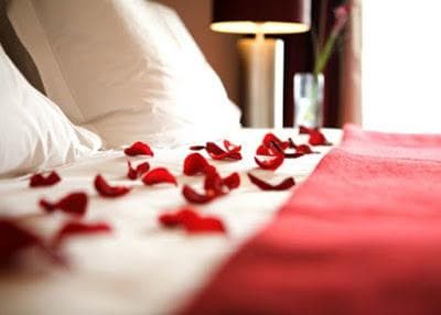 Batalkah Puasa Karena Memerhatikan Lawan Jenis dengan Syahwat?