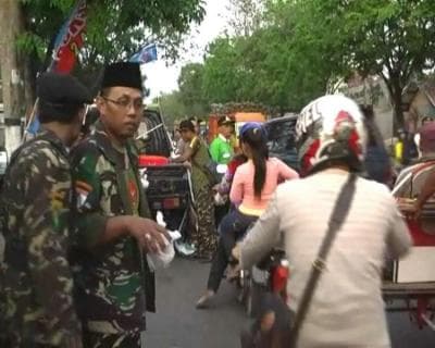 Keutamaan Berbagi Takjil Kepada Orang Berpuasa