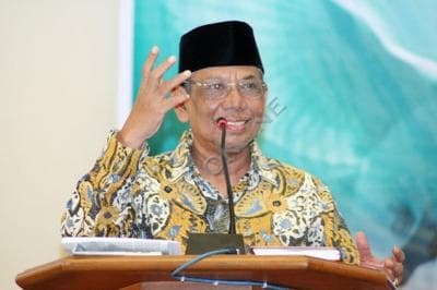 KH Hasyim Muzadi dan Diplomasi Orang Madura