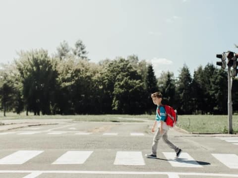 Anak Tertabrak di Jalan, Salah Siapa? Ini Kata Ulama Fiqih