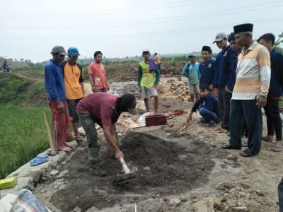 Cara Mahasiswa Unwaha Jombang Mengabdi di Masyarakat