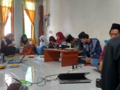 Pelajar NU Astanajapura Cirebon Gelar Pelatihan Jurnalistik