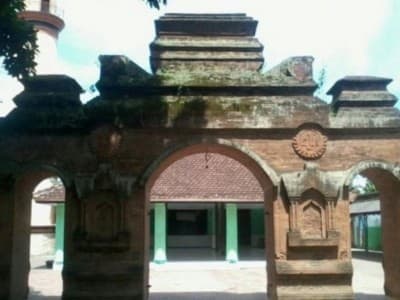 Raden KH Khasan Mimbar, Pendakwah Islam Pertama di Tulungagung