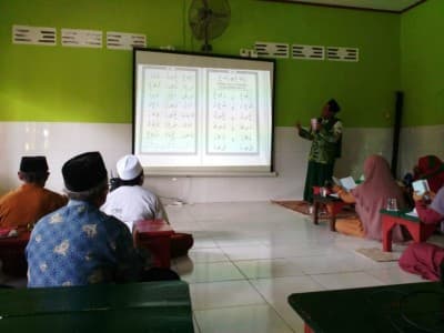 Metode Tartili Memesona Sejumlah Guru TPQ di Mimika Papua