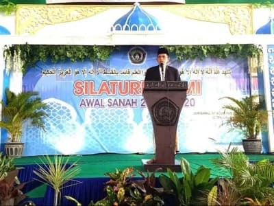 Pesantren Darul 'Ulum Jombang Beri Kesempatan Santri Berinternet
