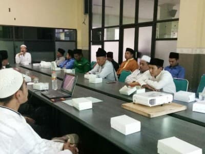 Lakpesdam Kabupaten Pasuruan Gelar Pelatihan Menulis Kiprah Ulama
