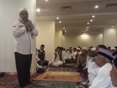 Konsultan Ibadah Haji Indonesia: Jangan Jadi Haji Tomat