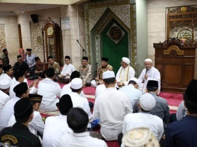 PBNU Gelar Tahlil dan Doa Bersama untuk Mbah Moen