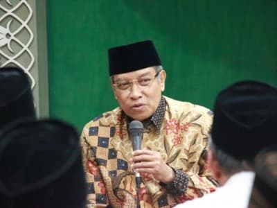 Ketum PBNU: Mbah Moen Sosok Ulama Sangat Tawadlu