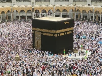 Daftar Haji atau Bayar Utang Terlebih Dahulu?