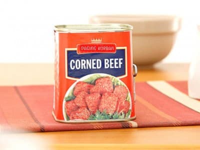 Membagikan Kurban dalam Bentuk Masak atau Kemasan Kornet (II)