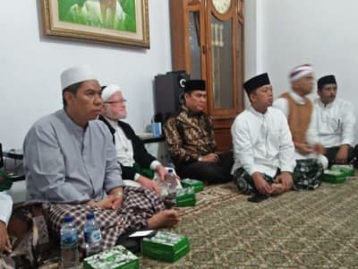 2 Pesan Mbah Maimoen Jelang Berangkat Haji