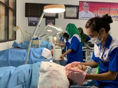 HUT Kemerdekaan, BLK Kendari Buka Layanan Gratis Kecantikan, Otomotif, dan Elektronik