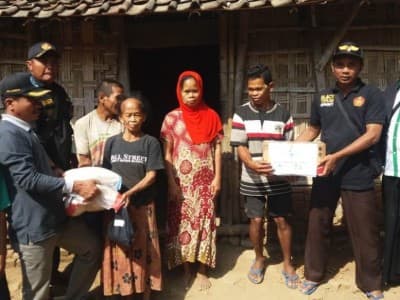 PMII Kota Depok Salurkan 11 Kambing, Ansor Jambon Bagikan Daging ke Pelosok Desa