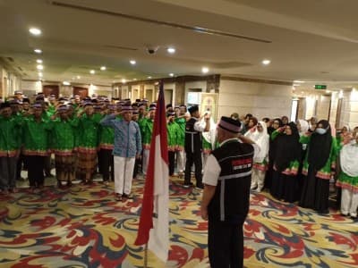 Pekik Merdeka dan Takbir Warnai Upacara HUT RI Jamaah Haji di Makkah
