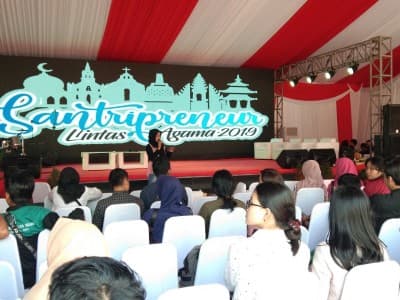 Santripreneur Membangun Jaringan Usaha Lintas Agama