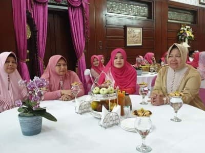 40 Nyai Asal Lampung Ngaji Ekonomi di Surabaya