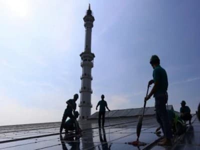 Sejumlah Pesantren di Jateng Terima Bantuan Listrik dari Pemerintah