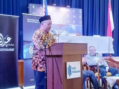 KH Hasyim Asy'ari Figur Tak Gila Jabatan