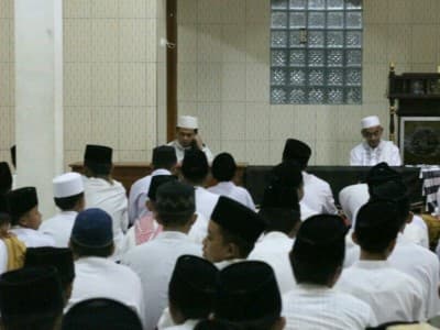 Sambut Wisuda, Pesantren Al-Hikamussalafiyyah Gelar Semaan Al-Qur'an di 33 Masjid