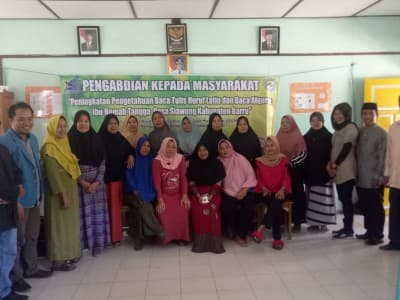 Dosen UIM Makassar Latih Warga Membaca Latin dan Al-Qur’an