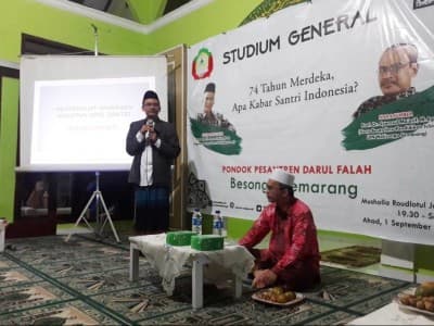 Santri Harus Kawal Demokrasi Agar Cita-cita Pendiri NKRI Tidak Melenceng