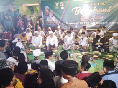 Shalawat Kemerdekaan, Gus Azmi Sihir Santri Bojonegoro