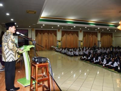 Pengenalan Kampus, Pemkab Sidoarjo Ajak Unusida Jauhi Kekerasan