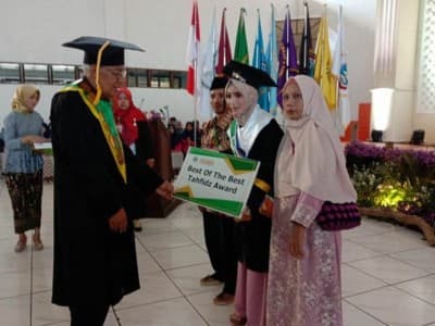 Unsiq Wonosobo Wisuda 851 Mahasiswa