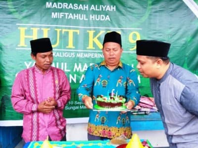 Yaumul Marhamah Meriahkan Hari Lahir Madrasah di Kalbar 