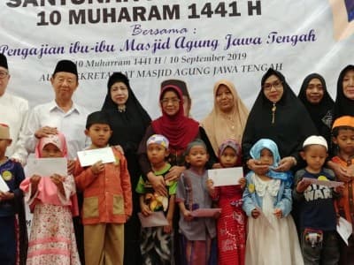 Pembina Masjid Agung Jateng: Sedekah Itu Pemancing Rejeki