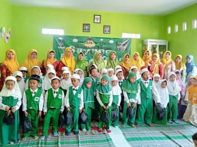 Dalam Islam, Anak Yatim Mendapat Keistimewaan